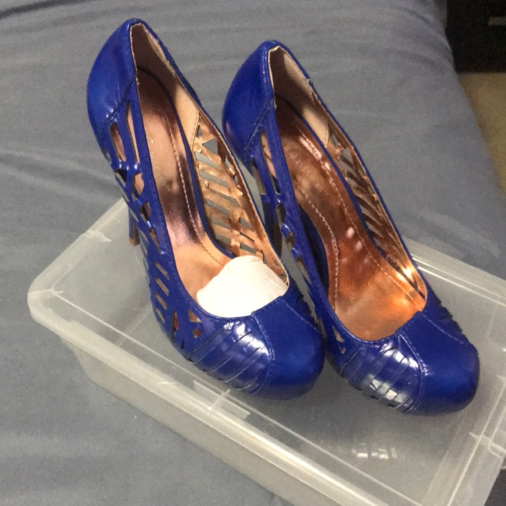 BCBG Heels
